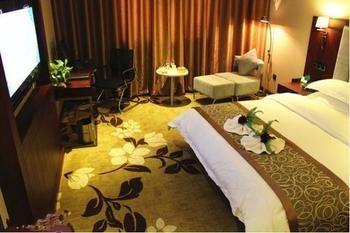 Jinyue Business Hotel Yichuan (Henan) Exterior photo